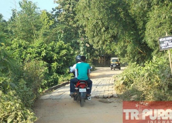 Kamalpur: Halhali-Fatikroy NEC road, deplorable condition of bridge rises the chances of accident Kamalpur: Halhali-Fatikroy NEC road, deplorable condition of bridge rises the chances of accident